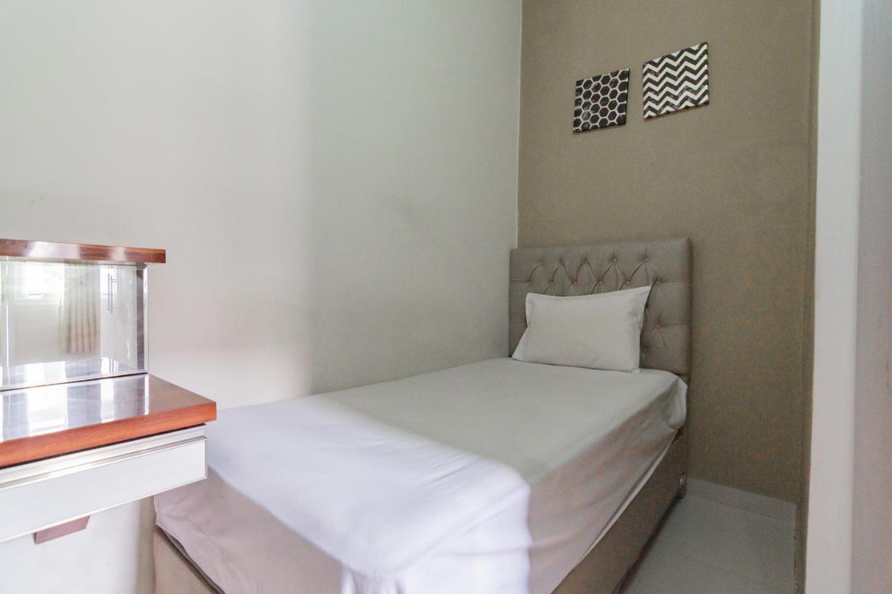 Koolkost Near Stikes Cirebon Hotel Exterior photo